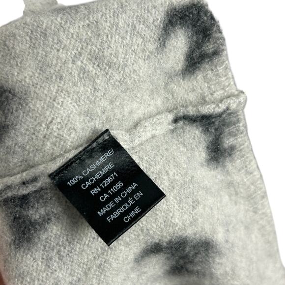 Skull Cashmere Grey Skull Print Long Sleeve V Neck Sweater XS - Picture 5 of 5